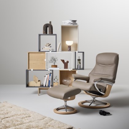 Stressless Philip Chair with footstool Stressless Philip Chair with footstool