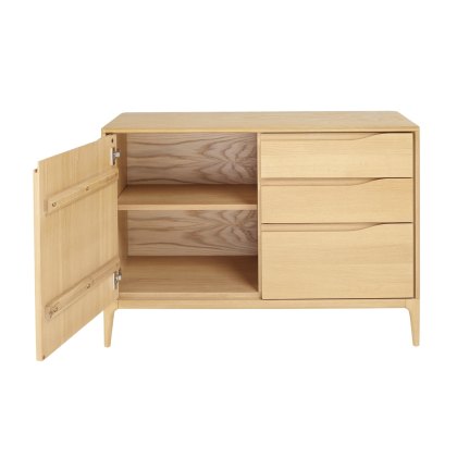 Ercol 2646 - romana small sideboard