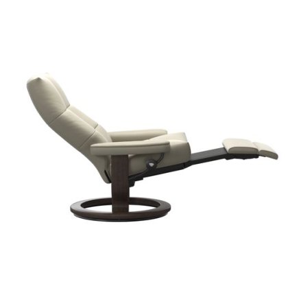 Stressless David Chair with footstool integrated