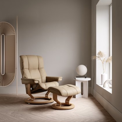 Stressless Mayfair Chair with footstool Stressless Mayfair Chair with footstool